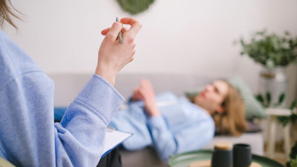 Mason Family Counseling helps everyone in the family overcome their trauma through evidence-based therapies.